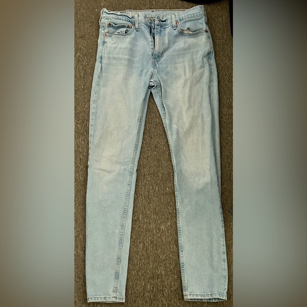 Light Blue Levi’s Jeans